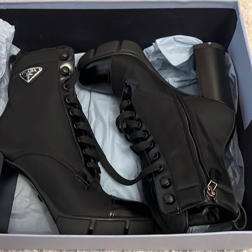 COPY - Brand new pair of Prada boots !!!